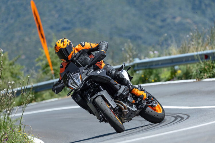 KTM 890 SMT Image: Francesc Montero/KTM