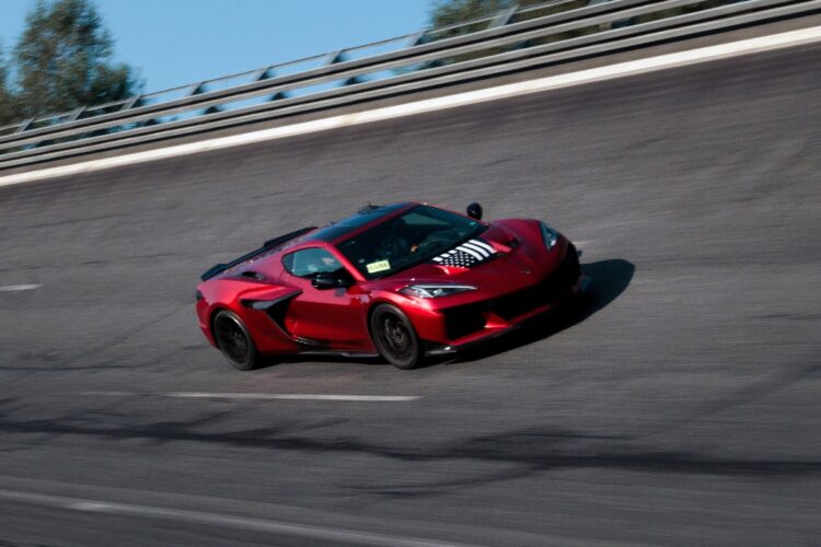 Chevrolet Corvette ZR1 top speed test run