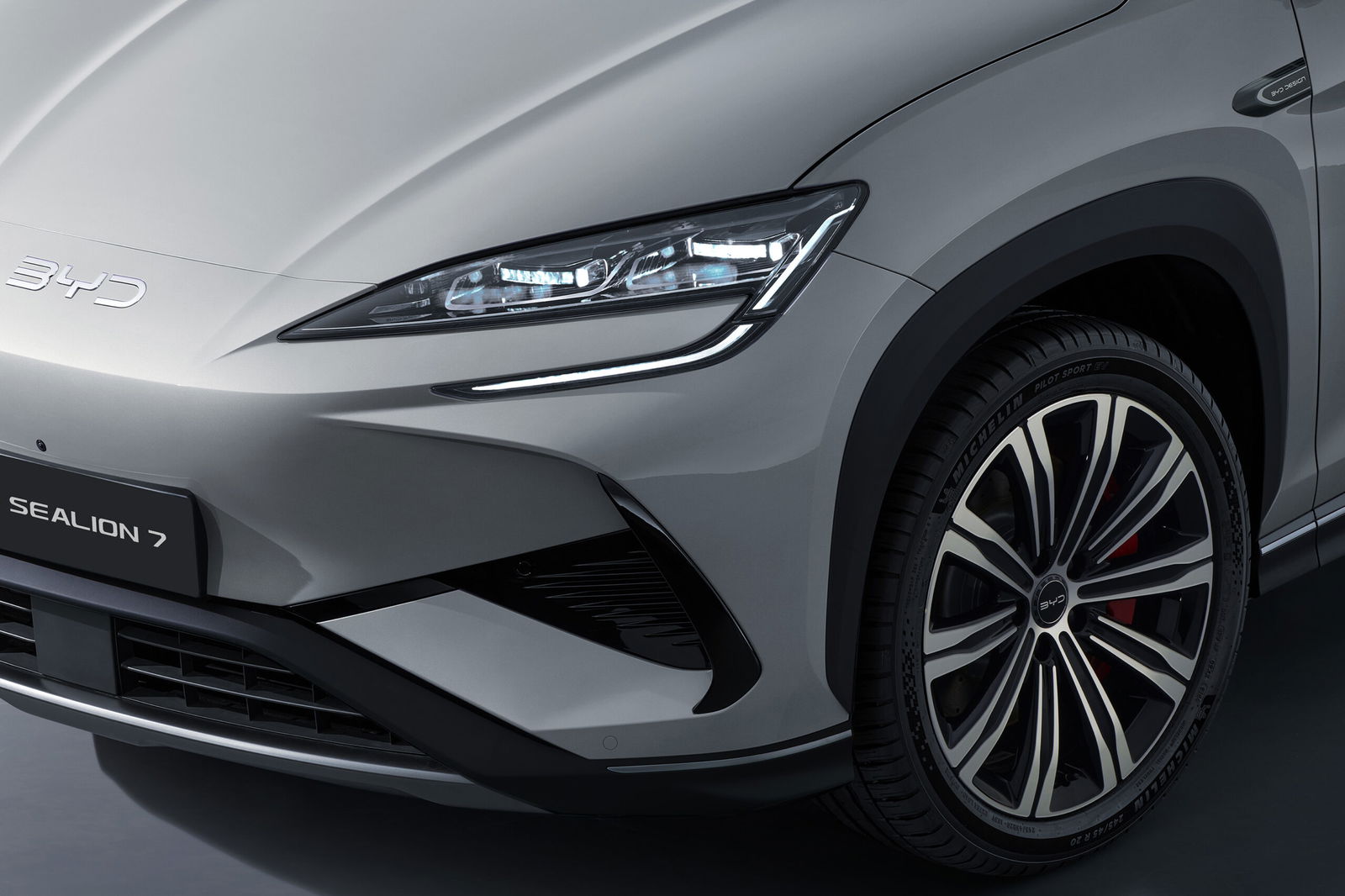 BYD Sealion 7